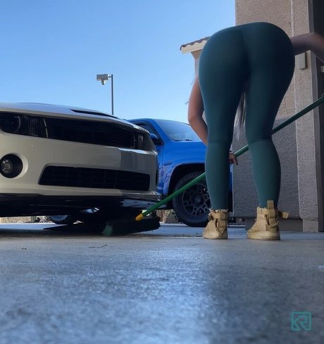 Kayla Rundle xxx model archive