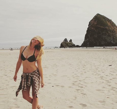 Kayla Rundle beautiful pornstar image