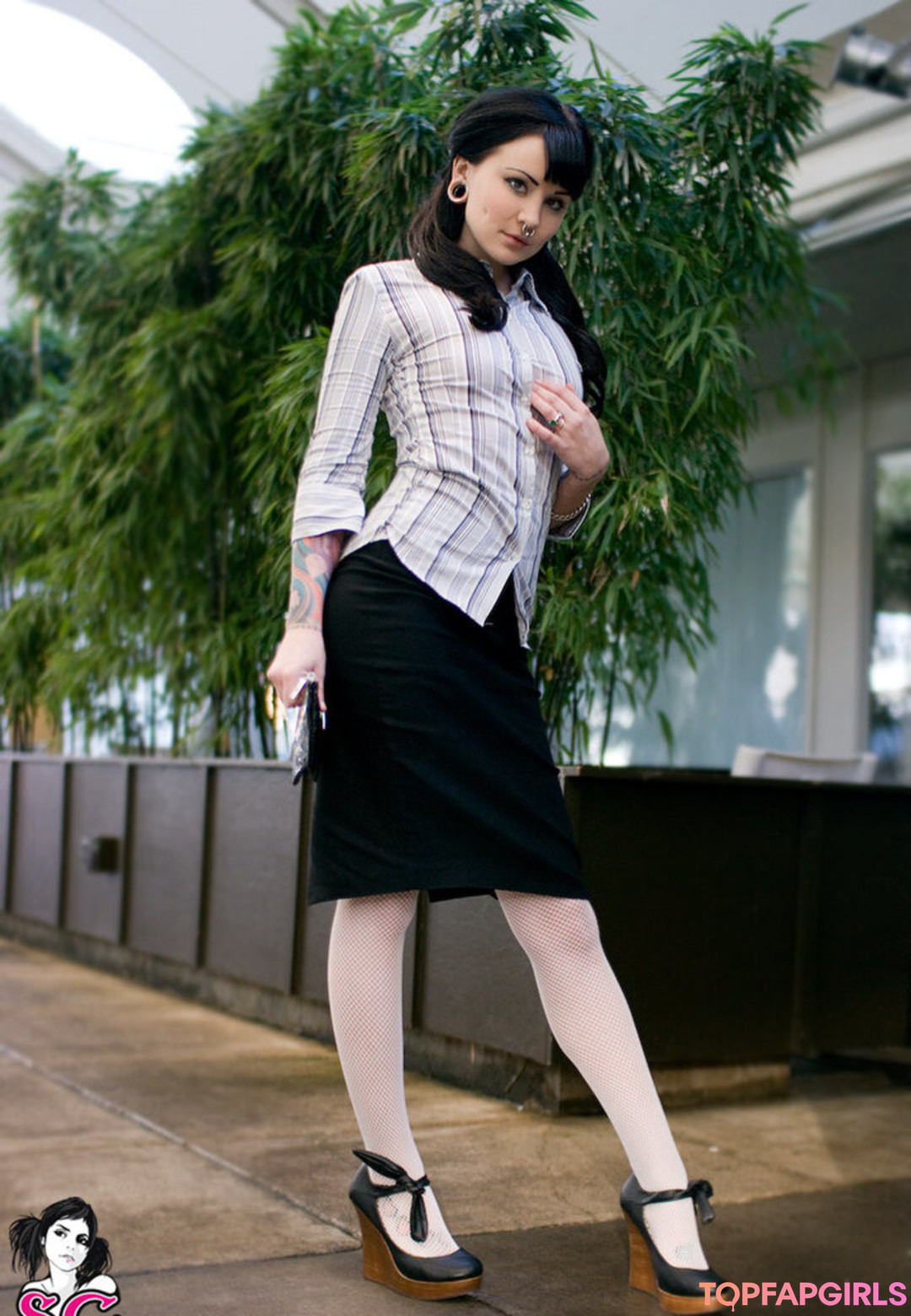 Elle Stranger pretty model img