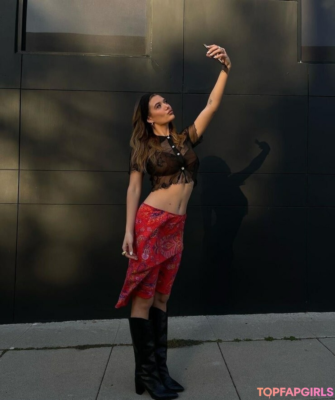 Victoria Lamas free star photos