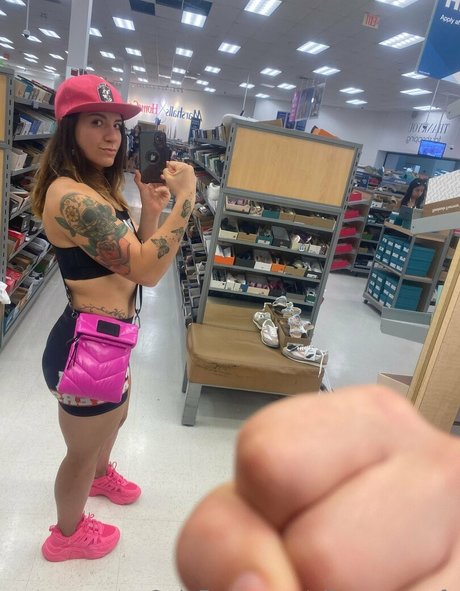 ailu perez ufc model naked galleries