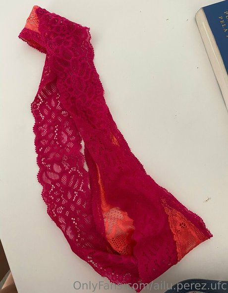 ailu perez ufc naked actress photos