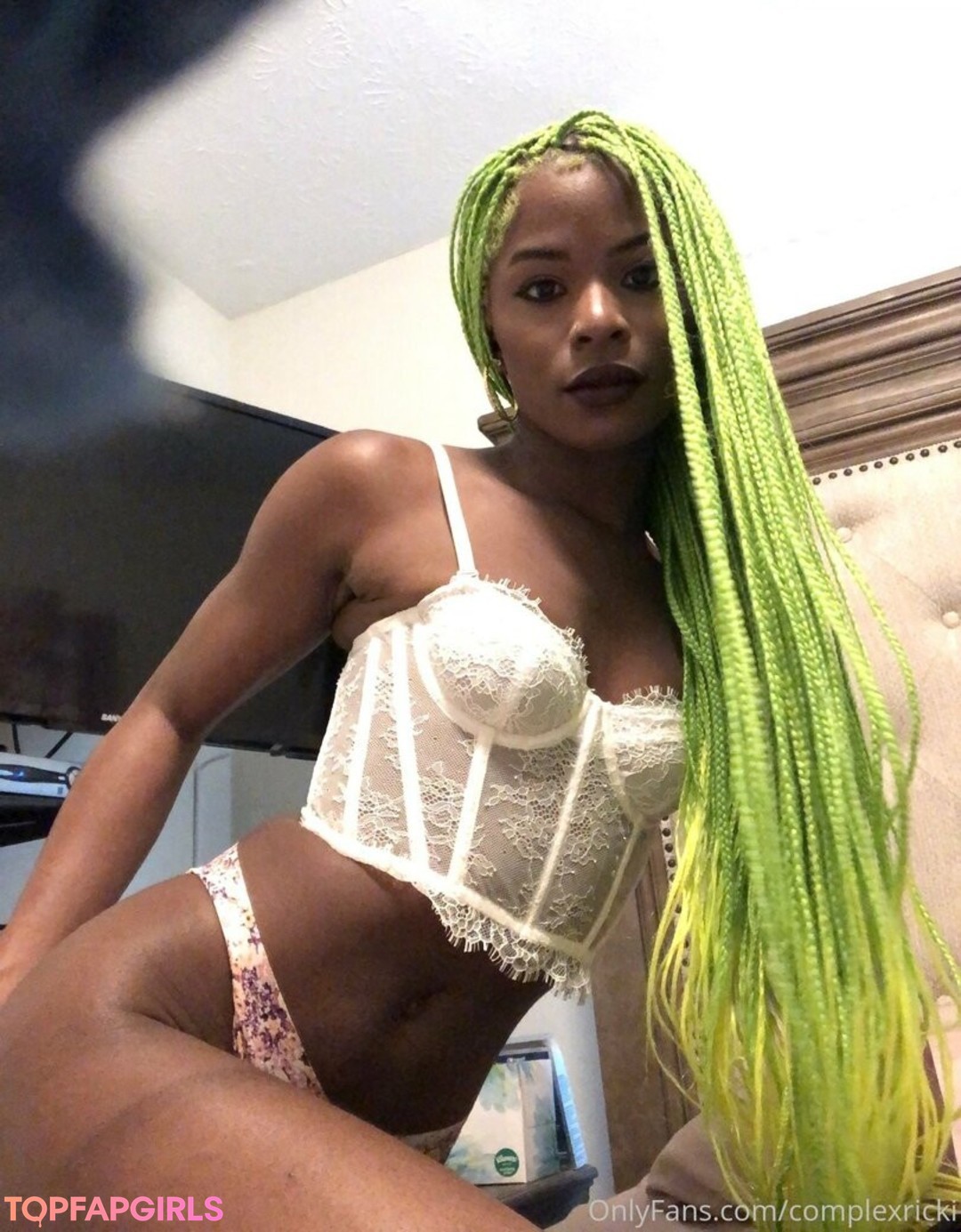 complexricki model free img