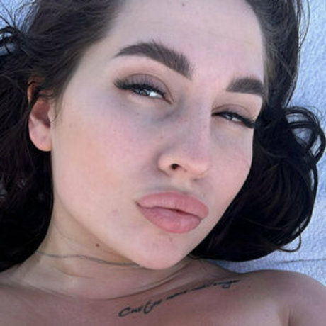 mia vixen free pretty star pics