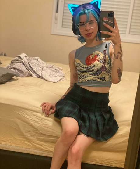 Luh Setra pornstar adult photos