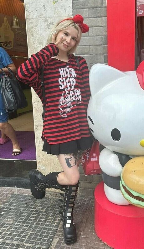 Luh Setra model naked archive