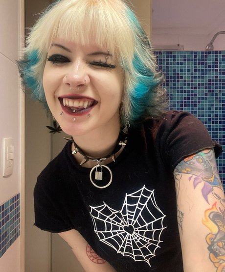 Luh Setra pretty model images