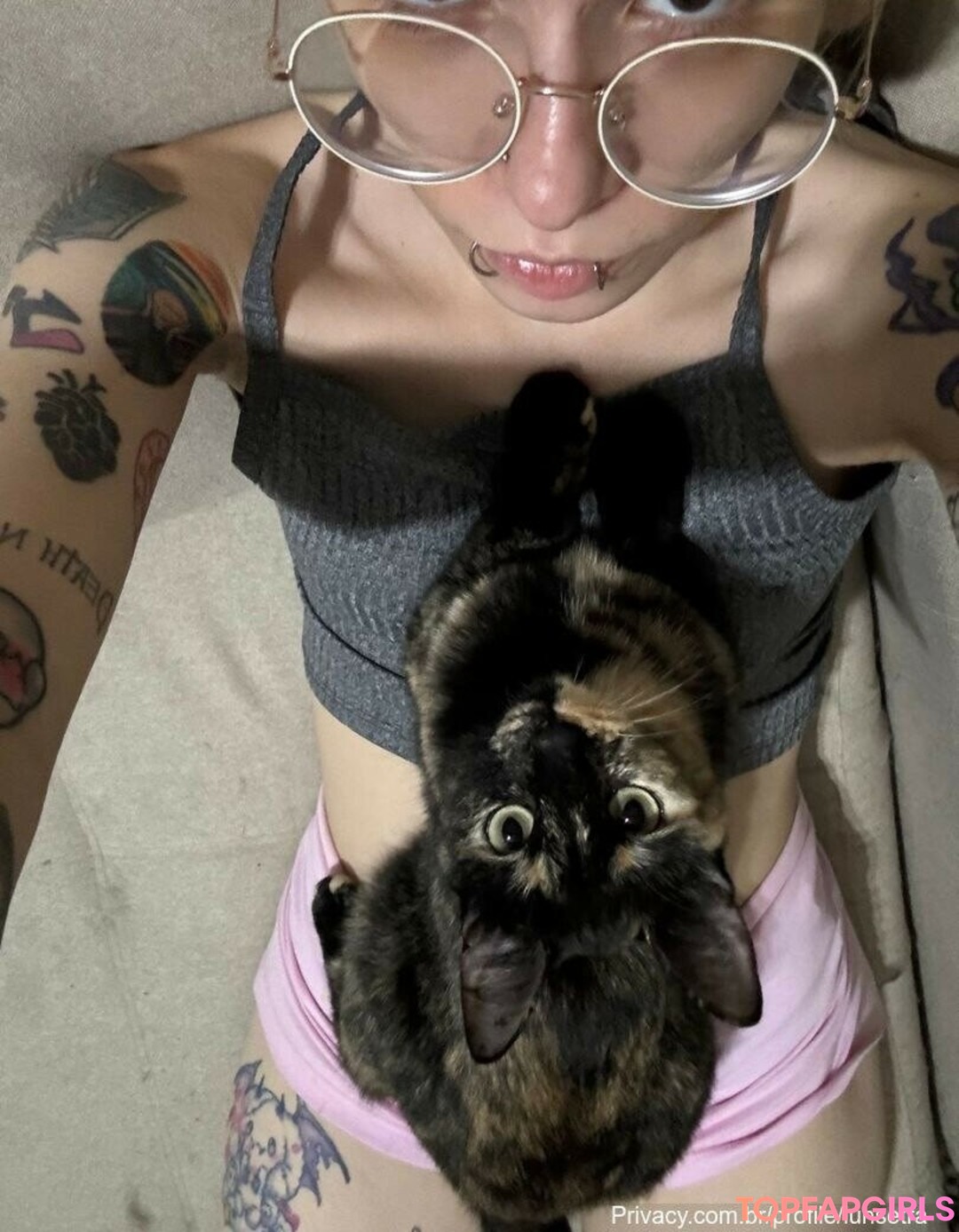 Luh Setra erotic pornstar image