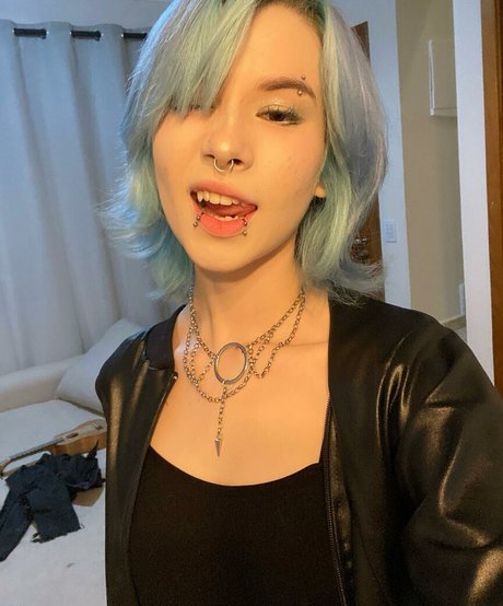 Luh Setra pornographic model pics