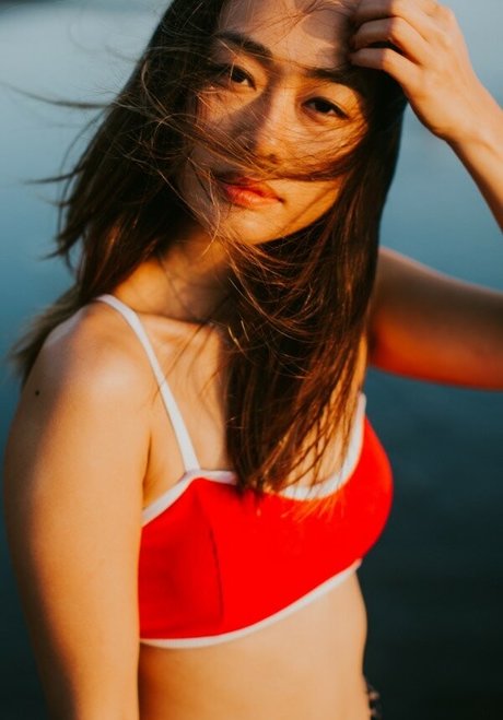 Emi Wong star sex img