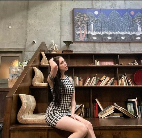 Ashley Lunt best pornstar img