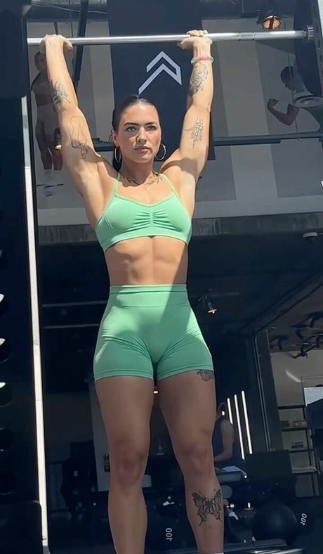 Kelly Matthews best star pics