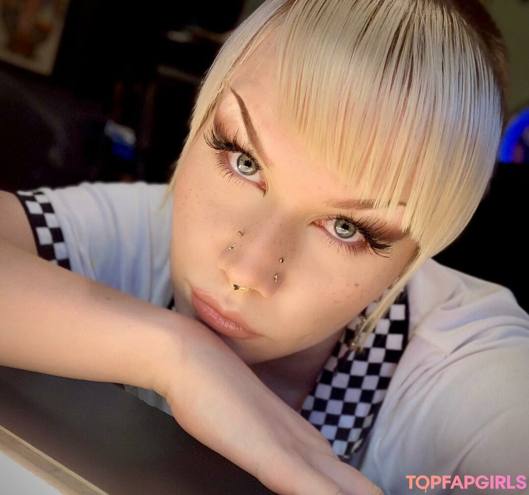 Danni Kancho star pornographic pictures
