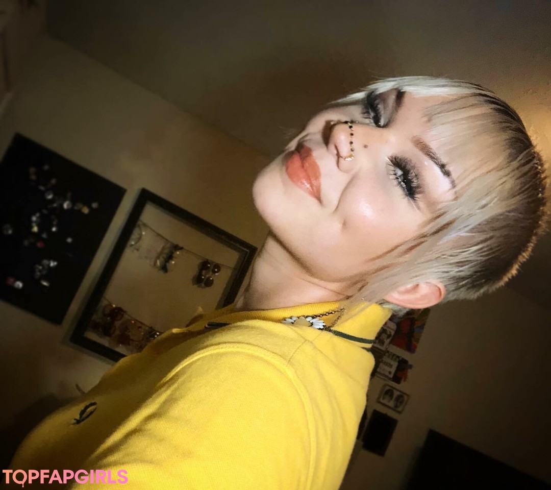 Danni Kancho pornstar nude gallery