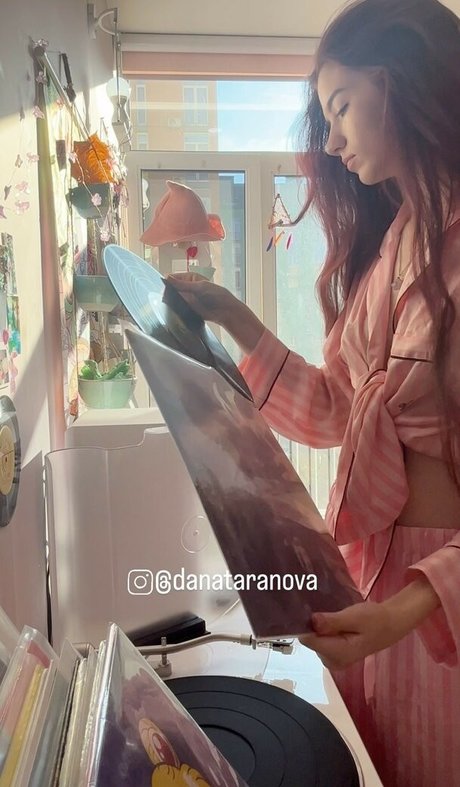 Dana Taranova top profile image