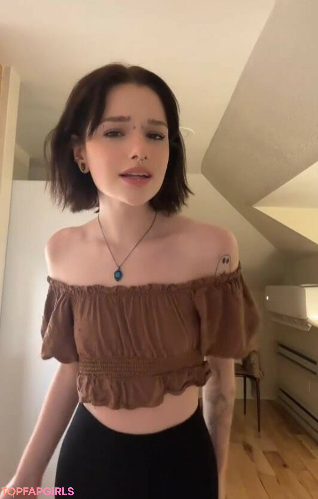 Pissflavoredlemonade sexy actress photo