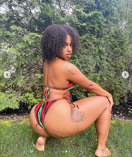 LightSkin pornstar free galleries