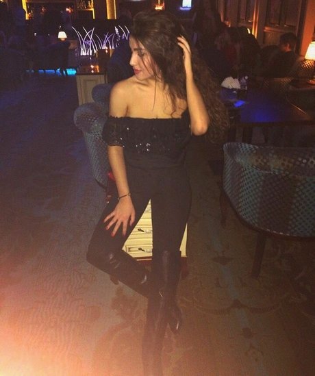 tall milf onlyfans pornographic img