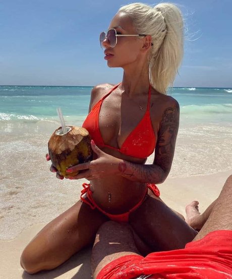 ebony milf onlyfans art naked img