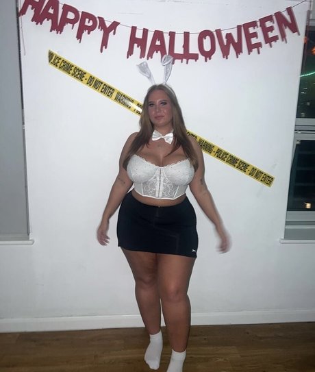 ellierobsxx free actress photo