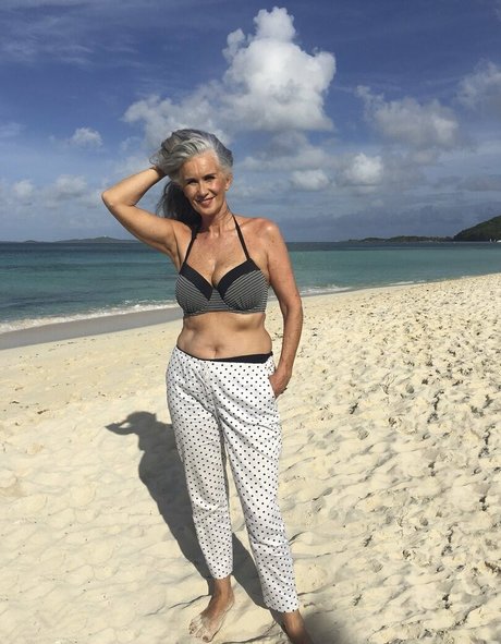 Nicola Griffin sexy star pictures