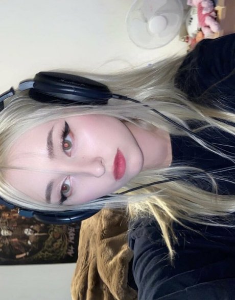 Allykitti star beautiful images