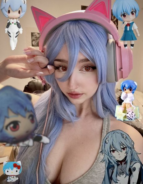 Allykitti sexy pornstar photos