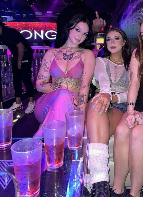 ViennaVeraa star adult image