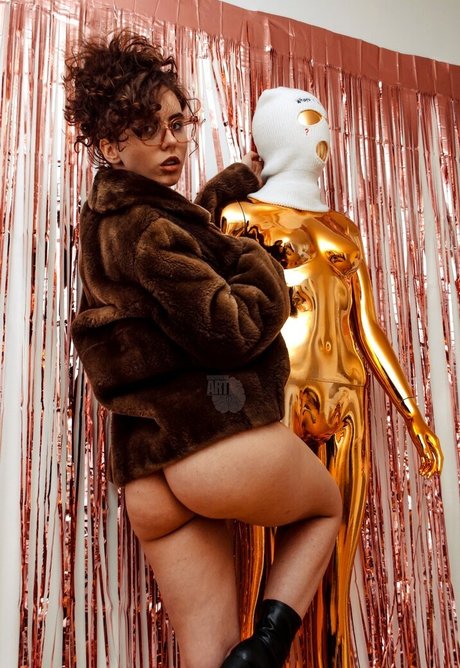 curlywiktoria star art pics