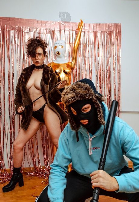 curlywiktoria star perfect pictures