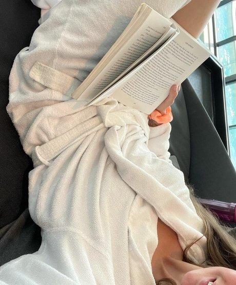 thenaughtykim xxx model img