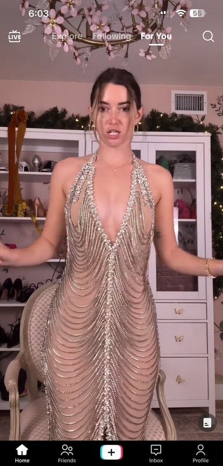 Madeleine White pornstar nude gallery