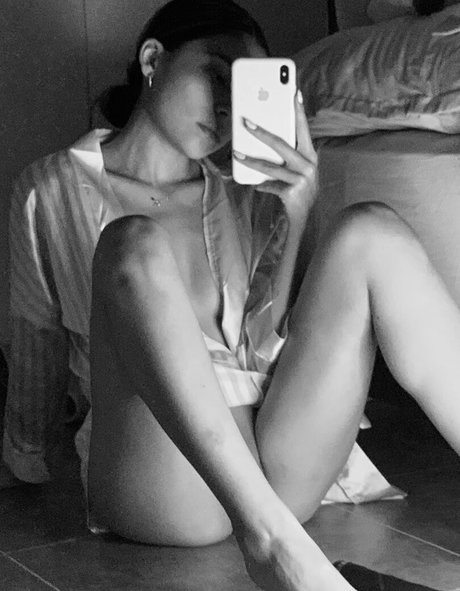 Banannitaa model porn pic