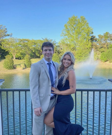 Caitlin Betterly star hot images