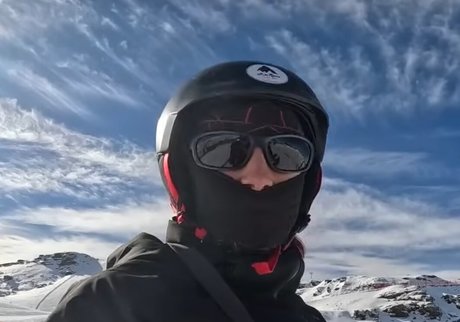 TwoWheelsAndAPonytail art model pics