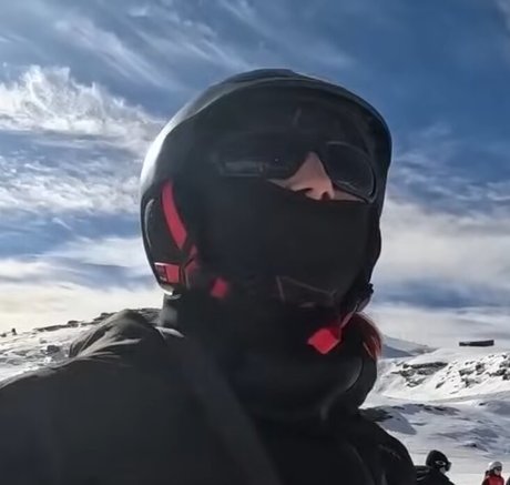 TwoWheelsAndAPonytail free star image