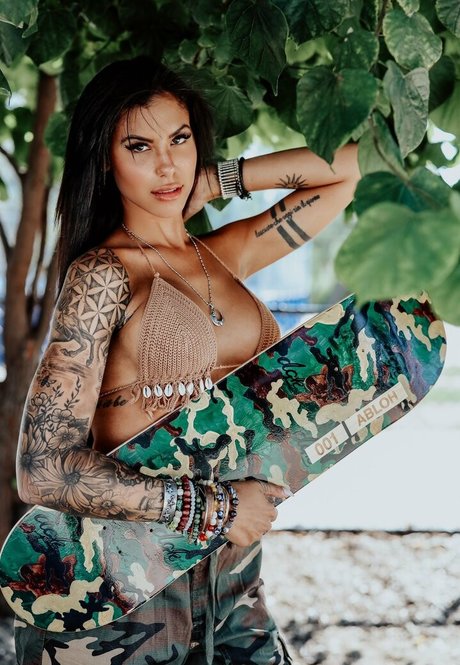 phxhdx art actress galleries