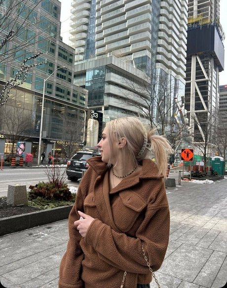 trinaber nudes model pictures