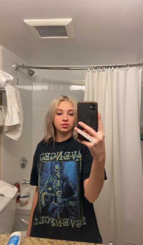 trinaber star erotic pics