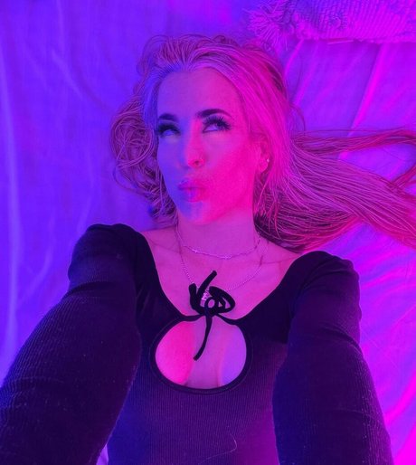 down onlyfans perfect photo