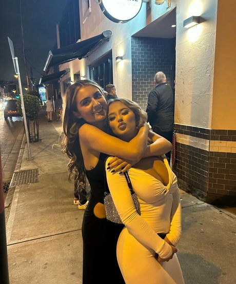 Anna Kopistinski naked model photos