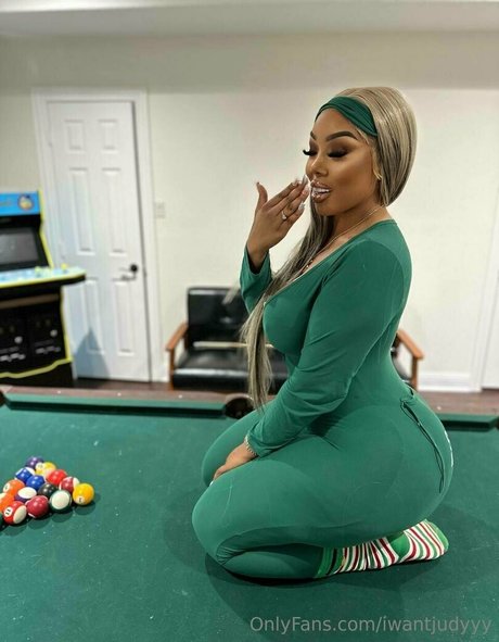 iwantjudyyy star naked pic