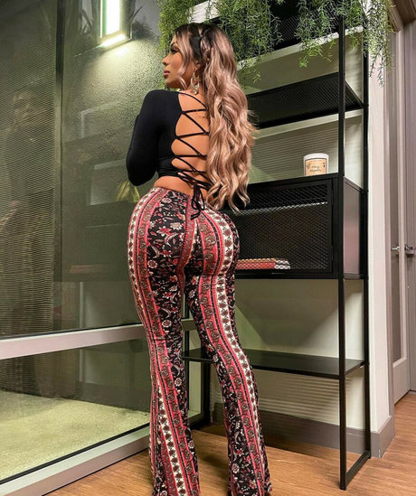 Emmeline Chavez model sexy gallery