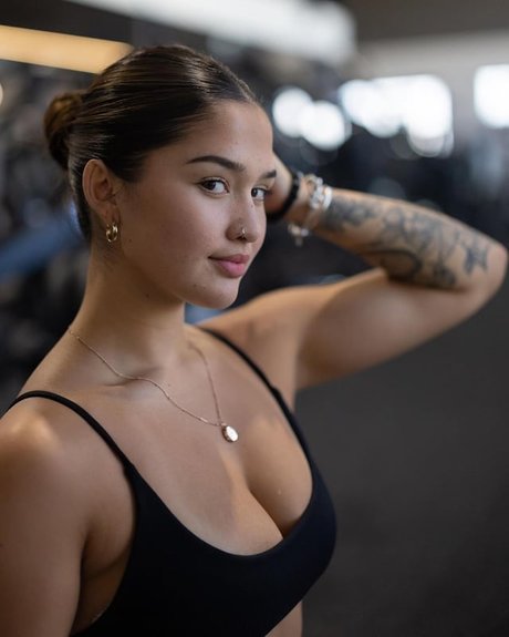 _izzyflannery_ star porn pics