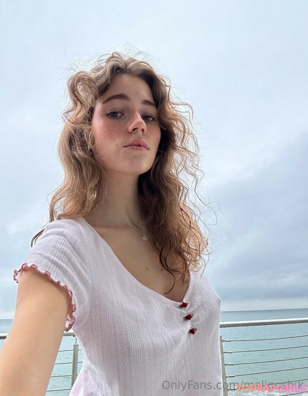 fat pussy onlyfans art nude gallery