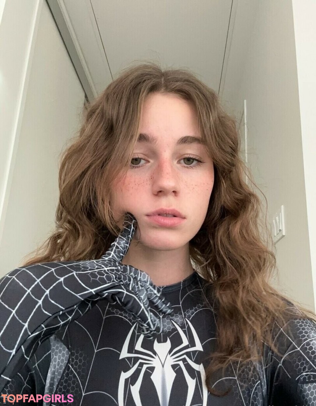 white shemale onlyfans sex picture