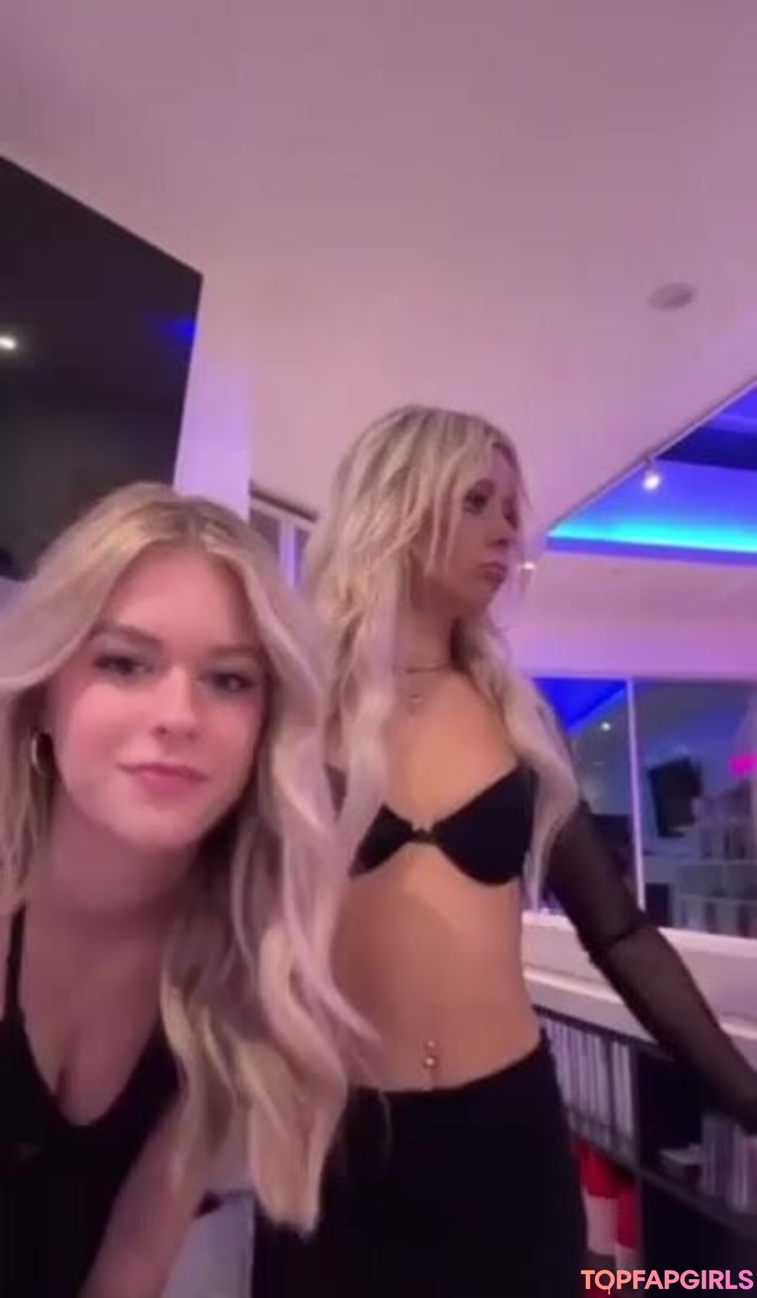 Live Stream Oops adult actress img
