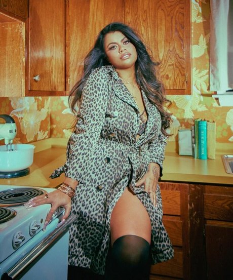 Drew Afualo star top img