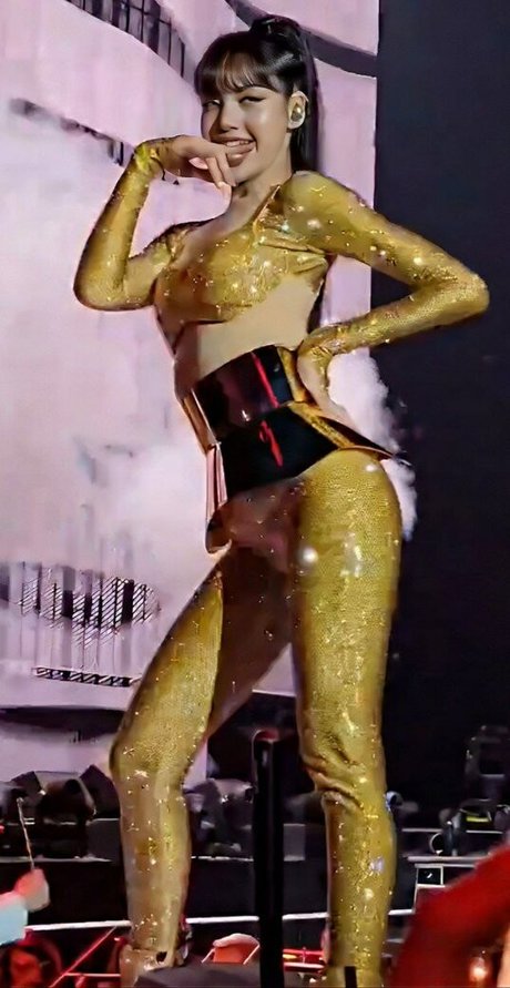 lesbian strapon onlyfans beautiful xxx img