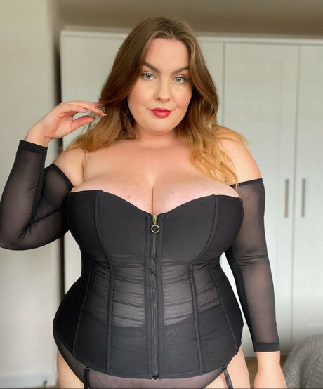 thigh high socks onlyfans hot naked pic